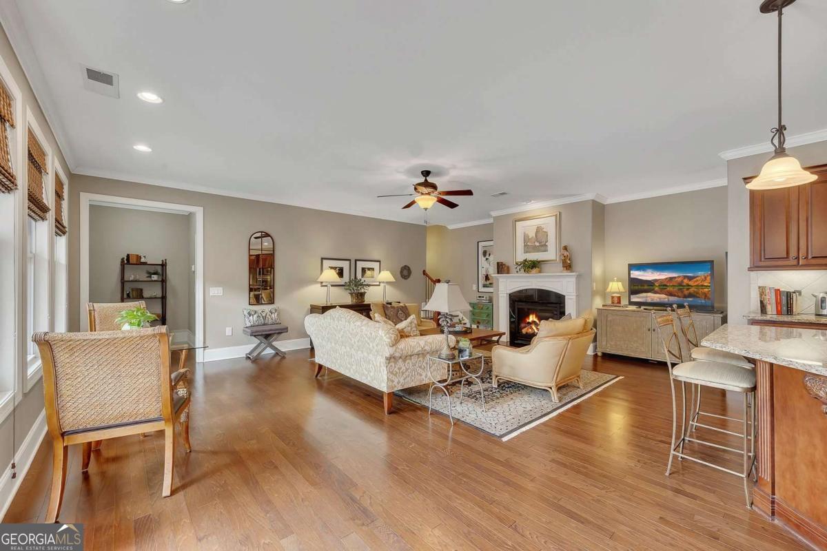 246 Somerset Circle Woodstock GA 30189