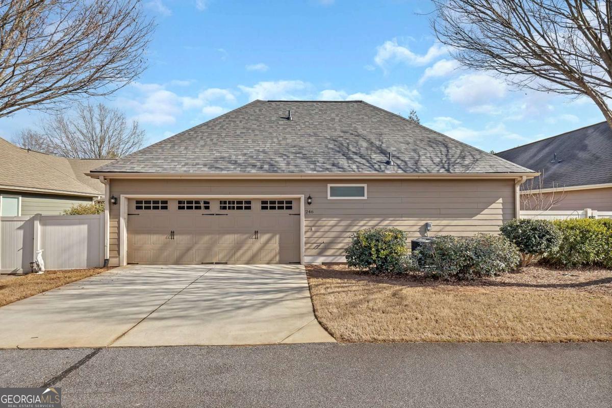 246 Somerset Circle Woodstock GA 30189