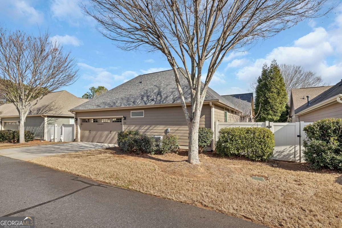 246 Somerset Circle Woodstock GA 30189