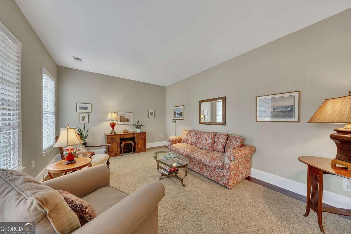 246 Somerset Circle Woodstock GA 30189