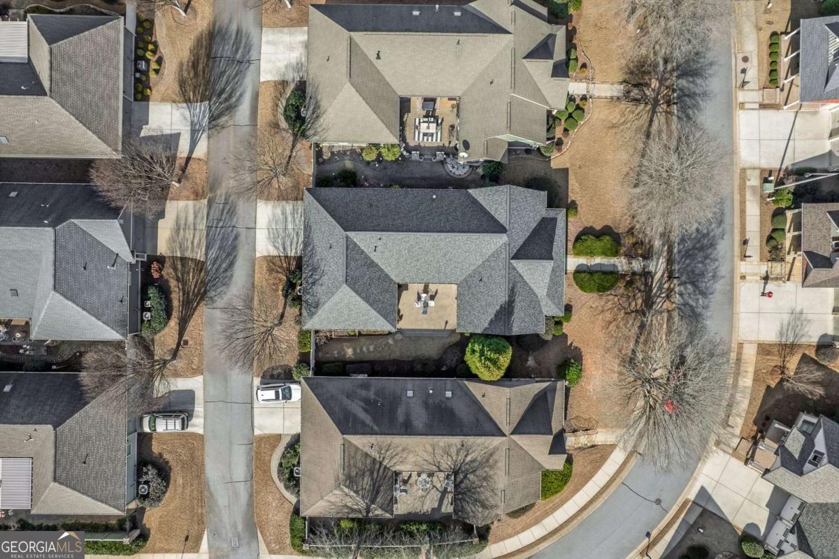 246 Somerset Circle Woodstock GA 30189