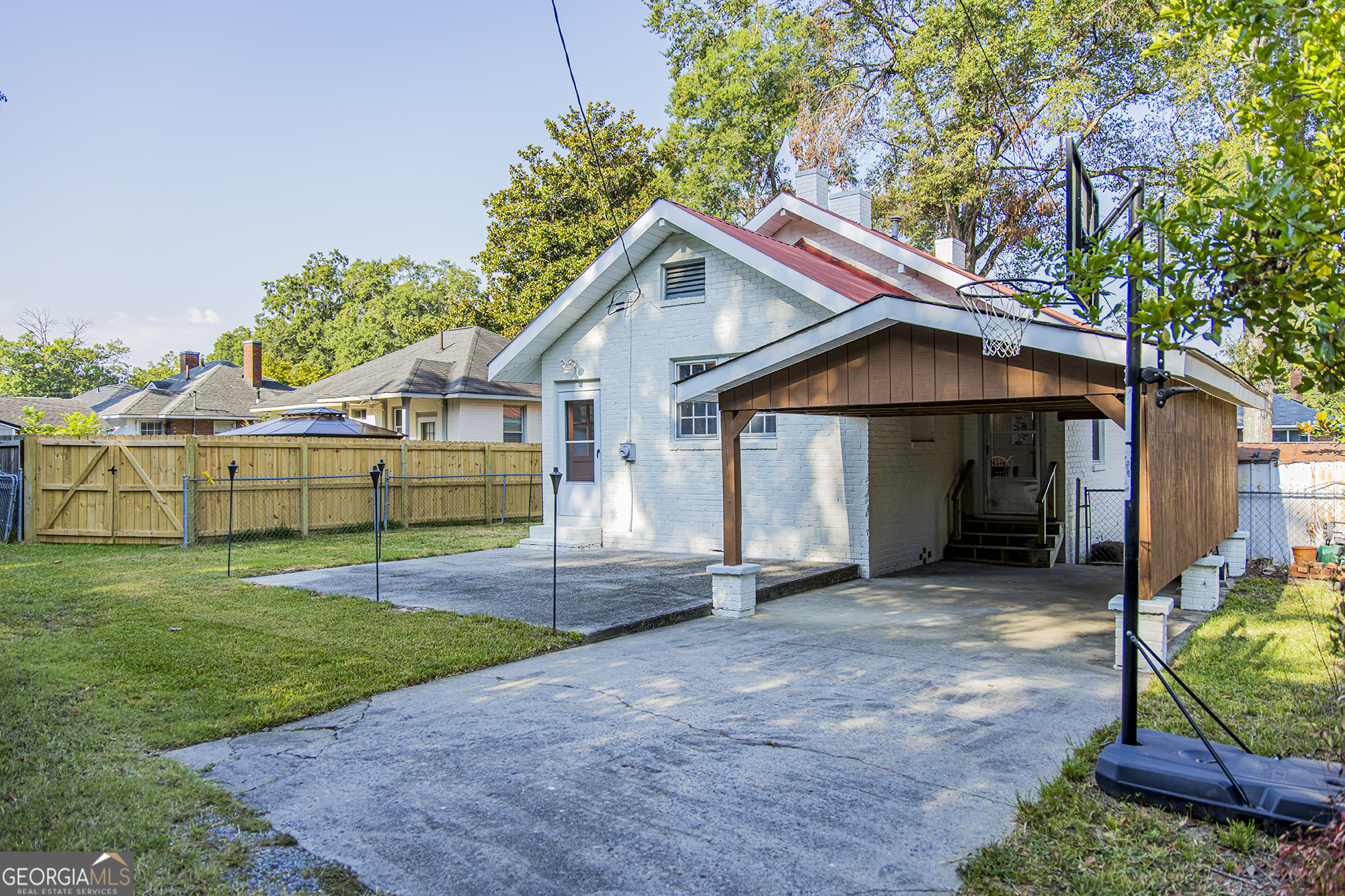 27 Oak Street NE Rome GA 30161