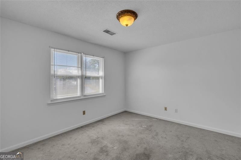 1629 Rebel Rossville GA 30741