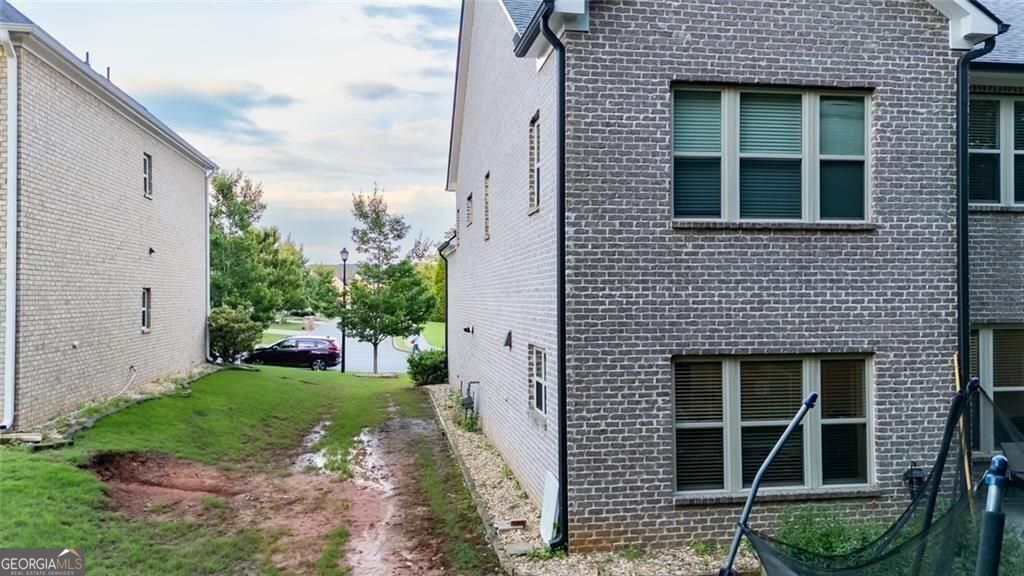 1045 Wesbourough Place Alpharetta GA 30004