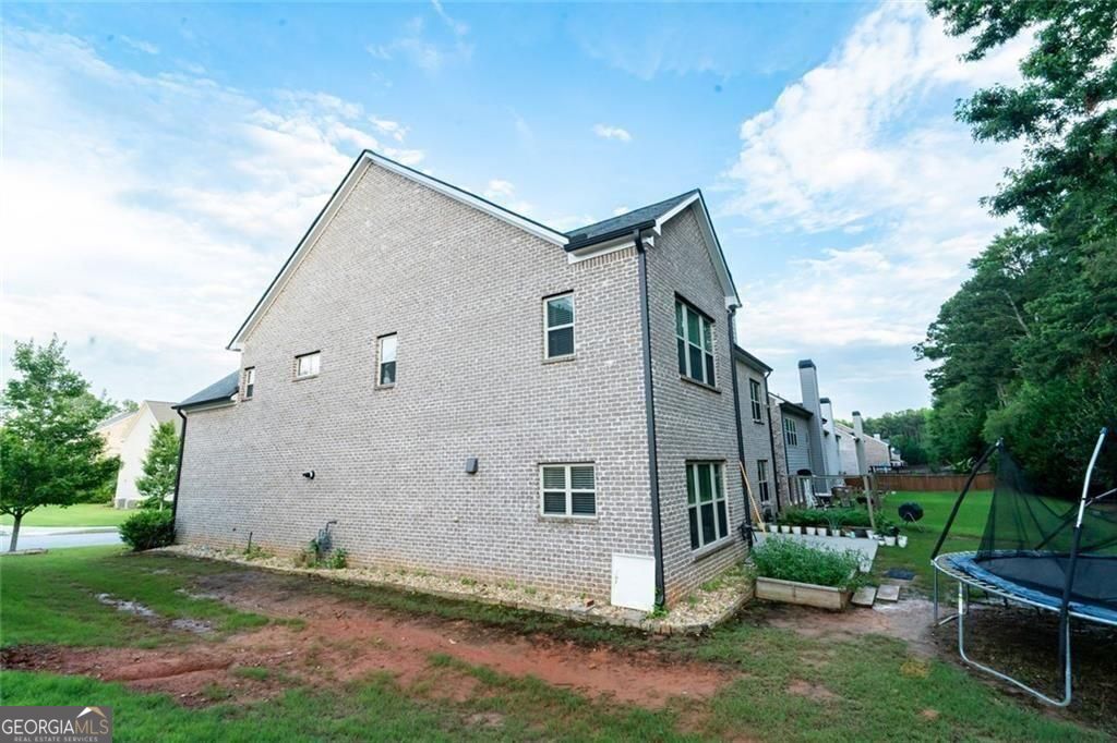 1045 Wesbourough Place Alpharetta GA 30004