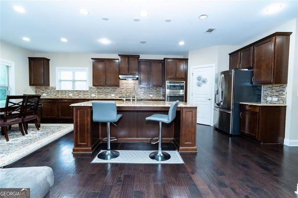 1045 Wesbourough Place Alpharetta GA 30004