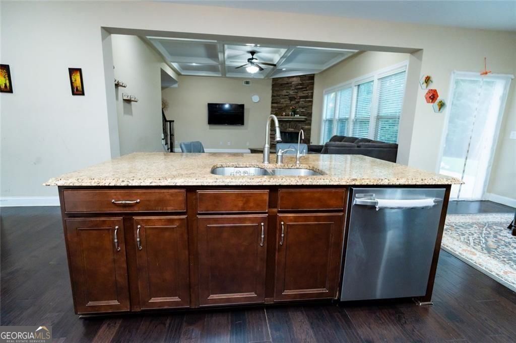 1045 Wesbourough Place Alpharetta GA 30004