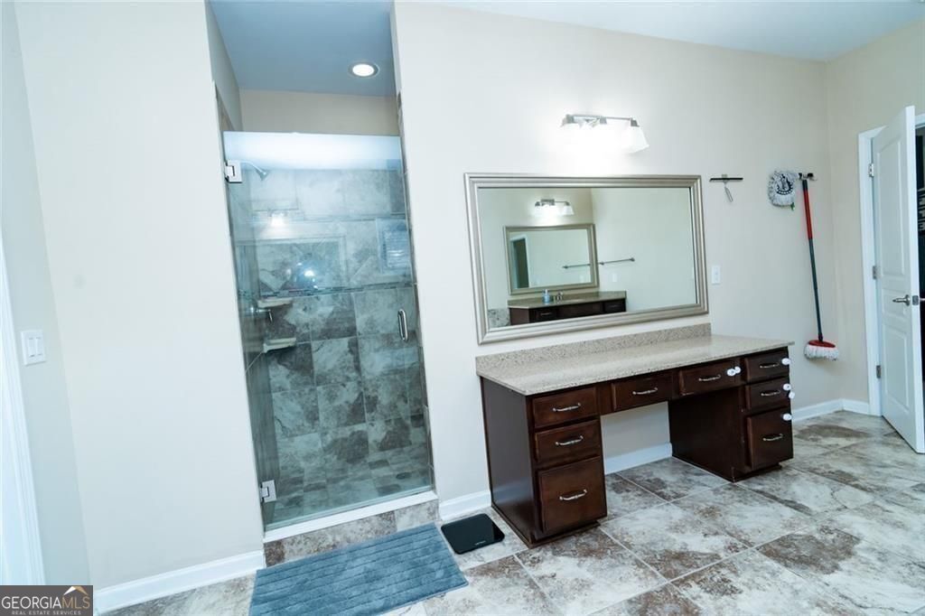 1045 Wesbourough Place Alpharetta GA 30004