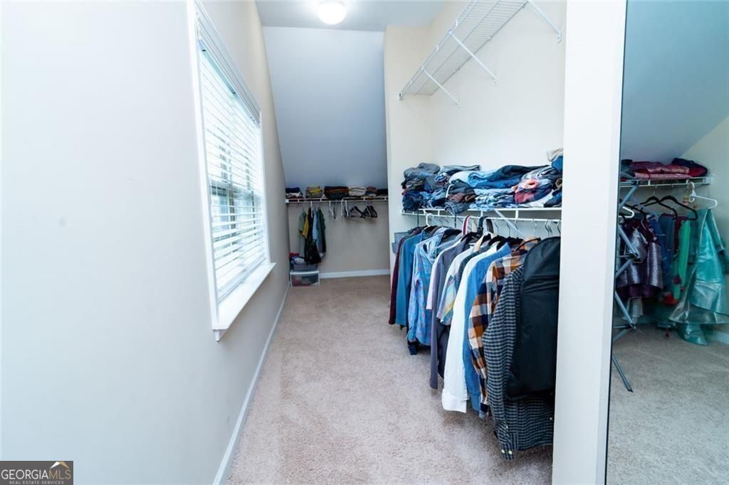 1045 Wesbourough Place Alpharetta GA 30004