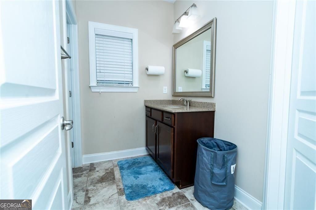 1045 Wesbourough Place Alpharetta GA 30004