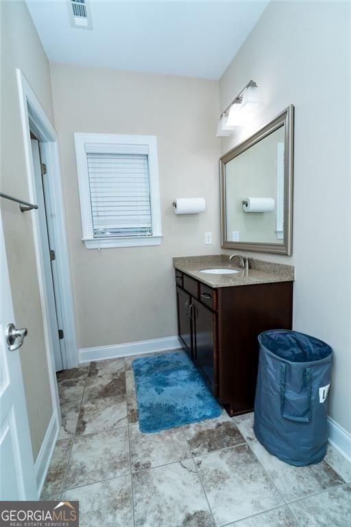 1045 Wesbourough Place Alpharetta GA 30004