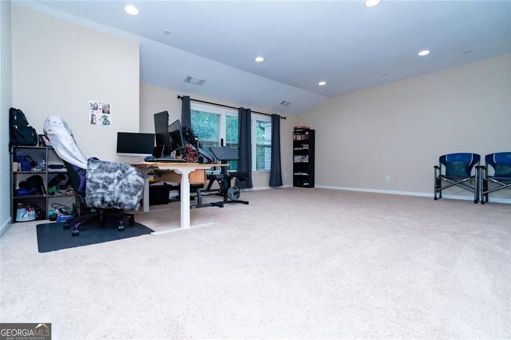 1045 Wesbourough Place Alpharetta GA 30004