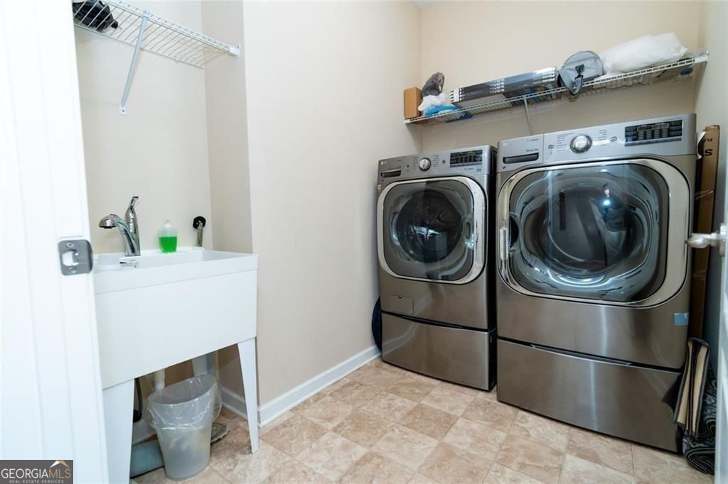 1045 Wesbourough Place Alpharetta GA 30004