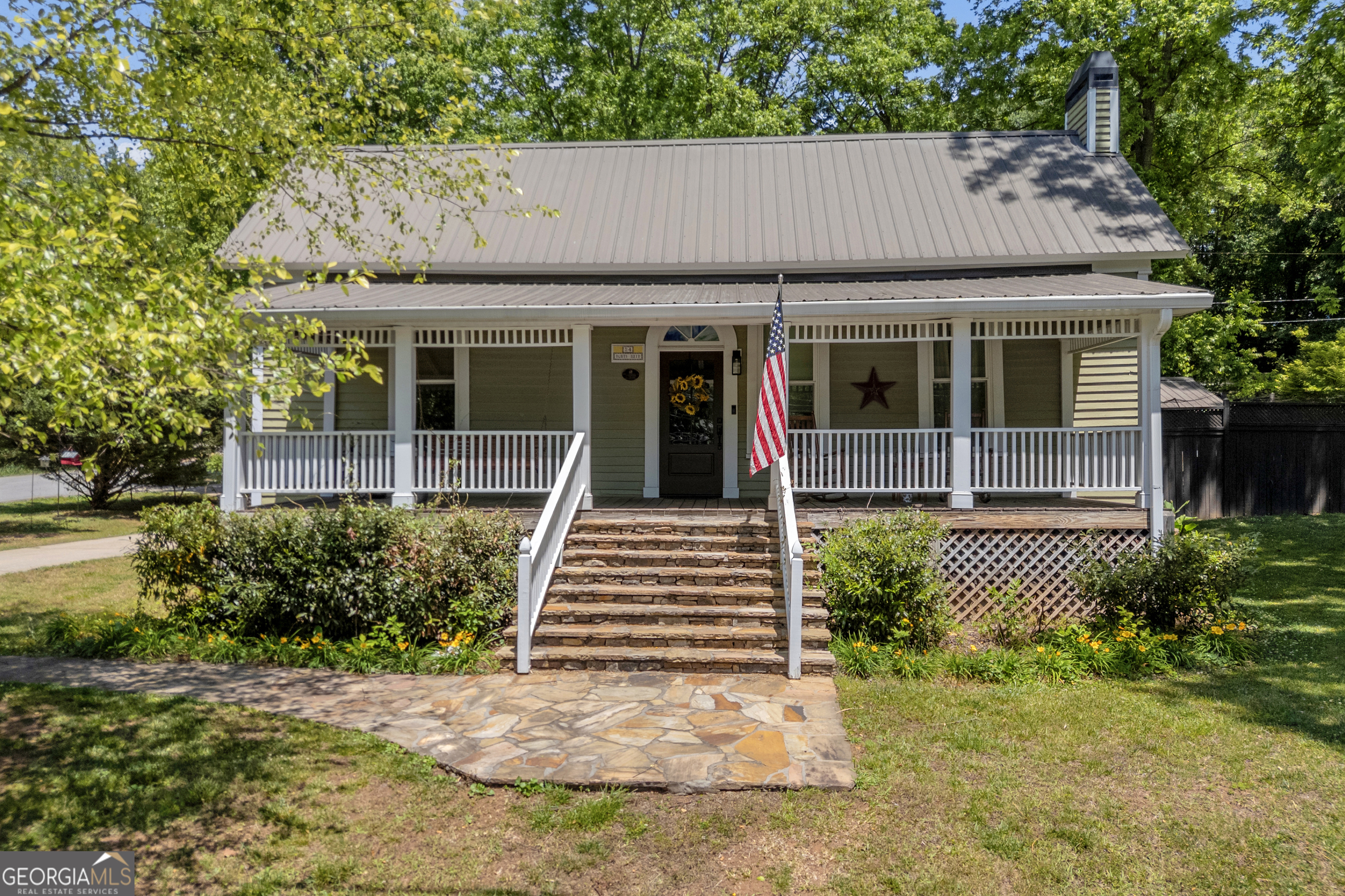24 N Main Street Maysville GA 30558