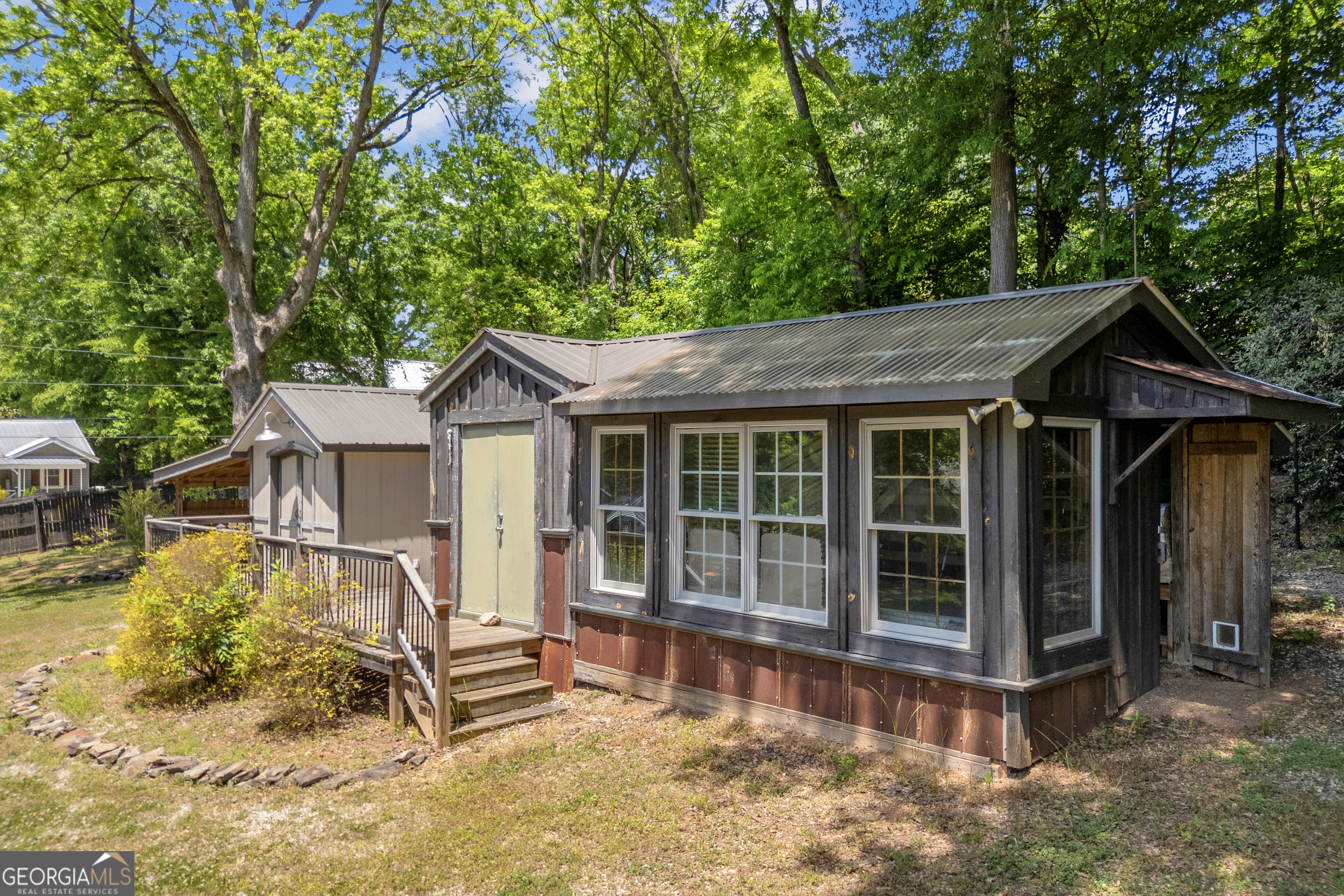 24 N Main Street Maysville GA 30558