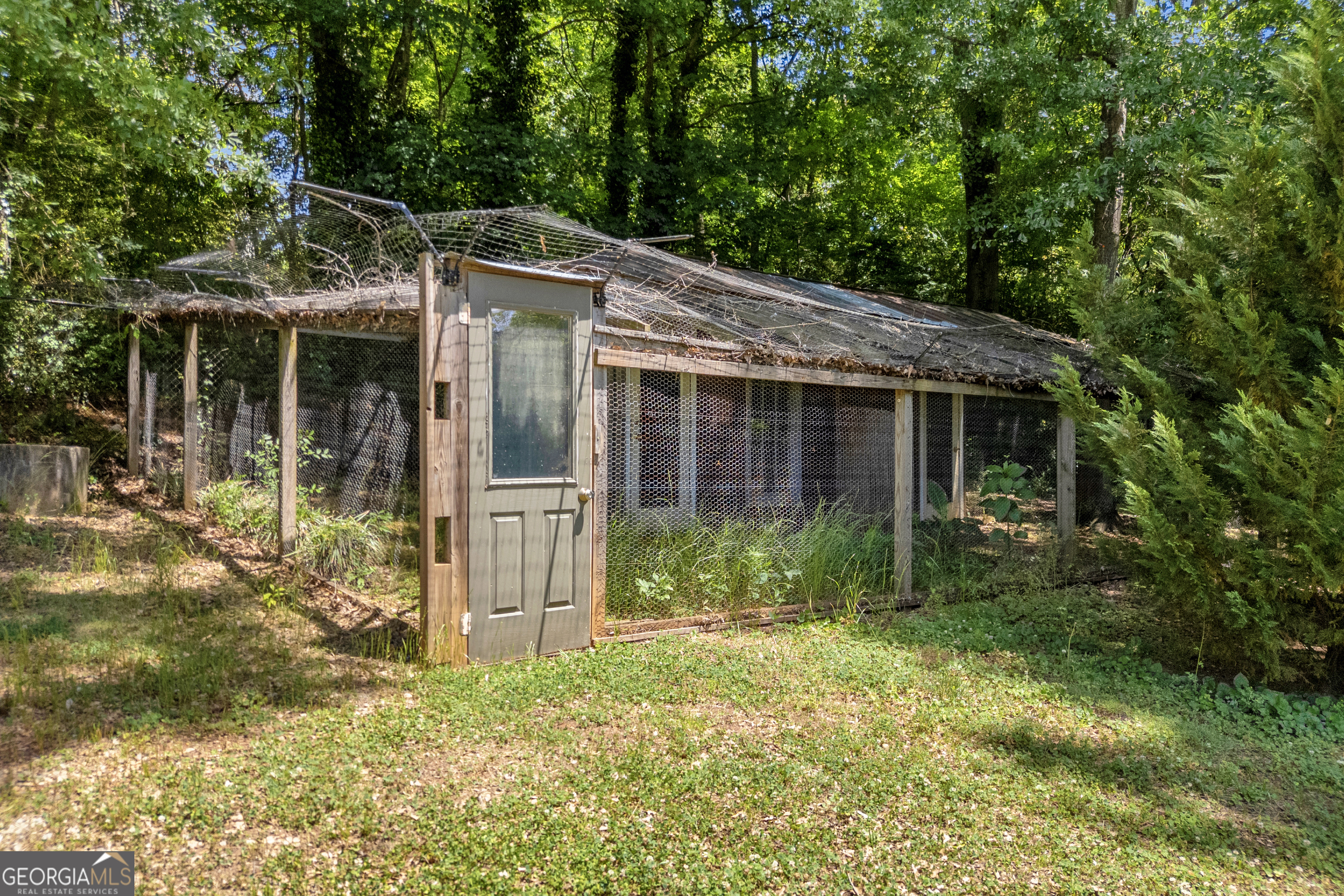 24 N Main Street Maysville GA 30558