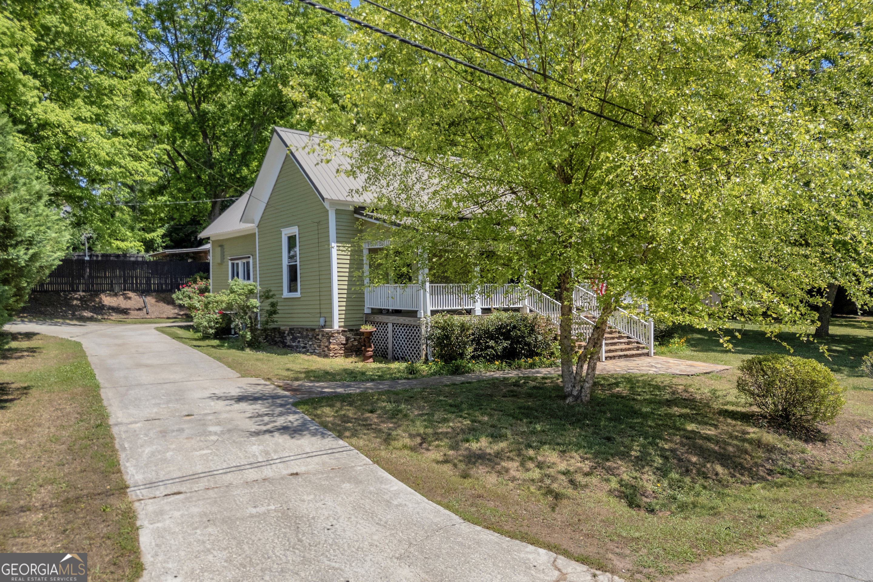24 N Main Street Maysville GA 30558