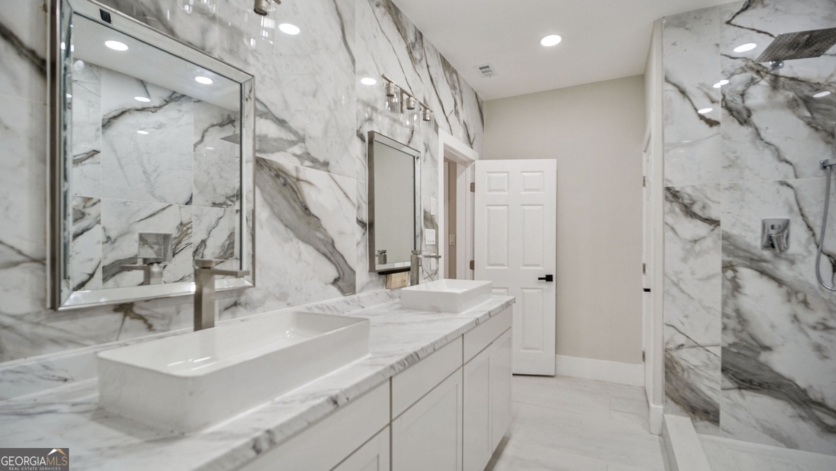 3 Mast Way Savannah GA 31419