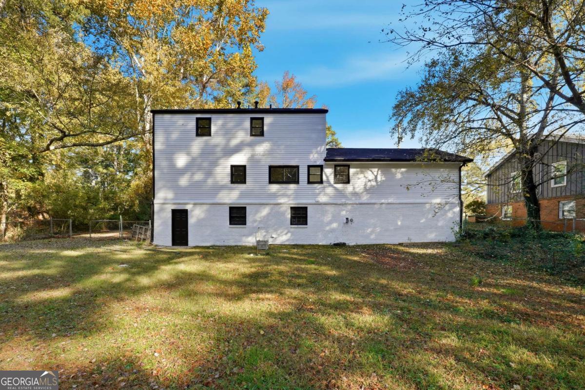 6917 Laurelwood Drive Douglasville GA 30135