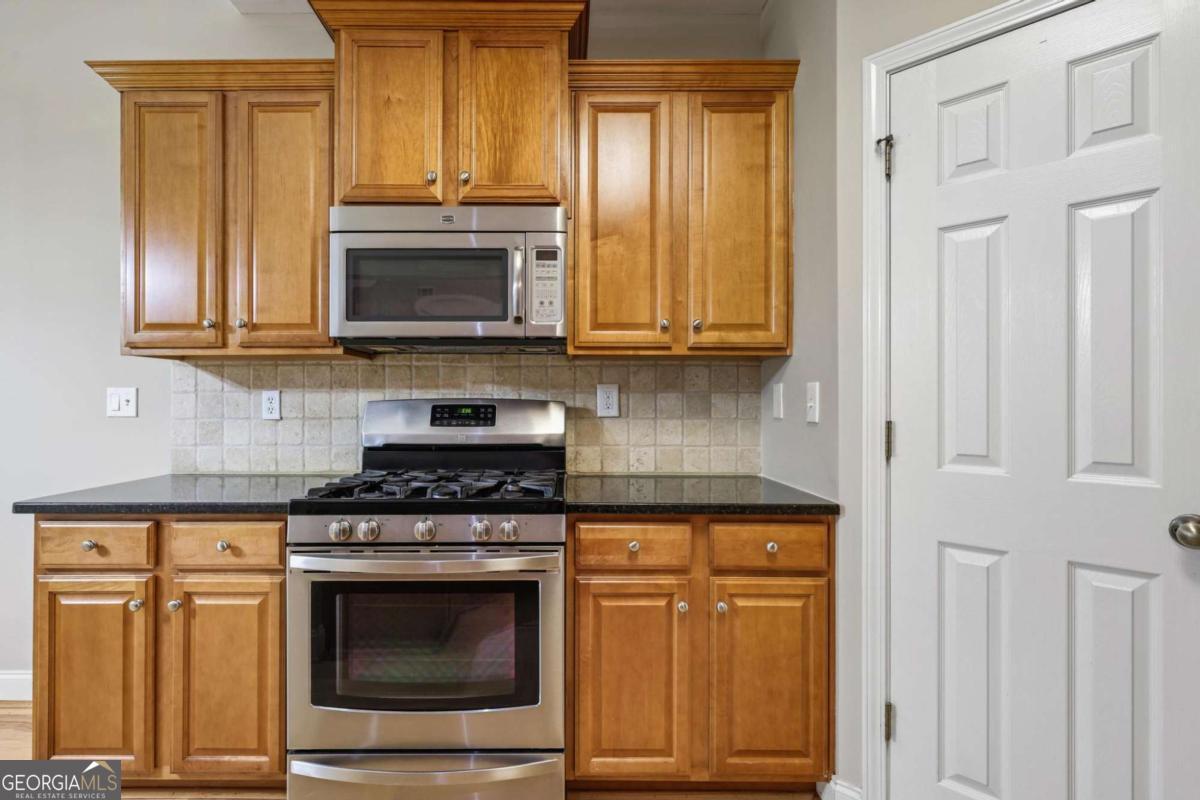 105 Peregrine Way NW Kennesaw GA 30144