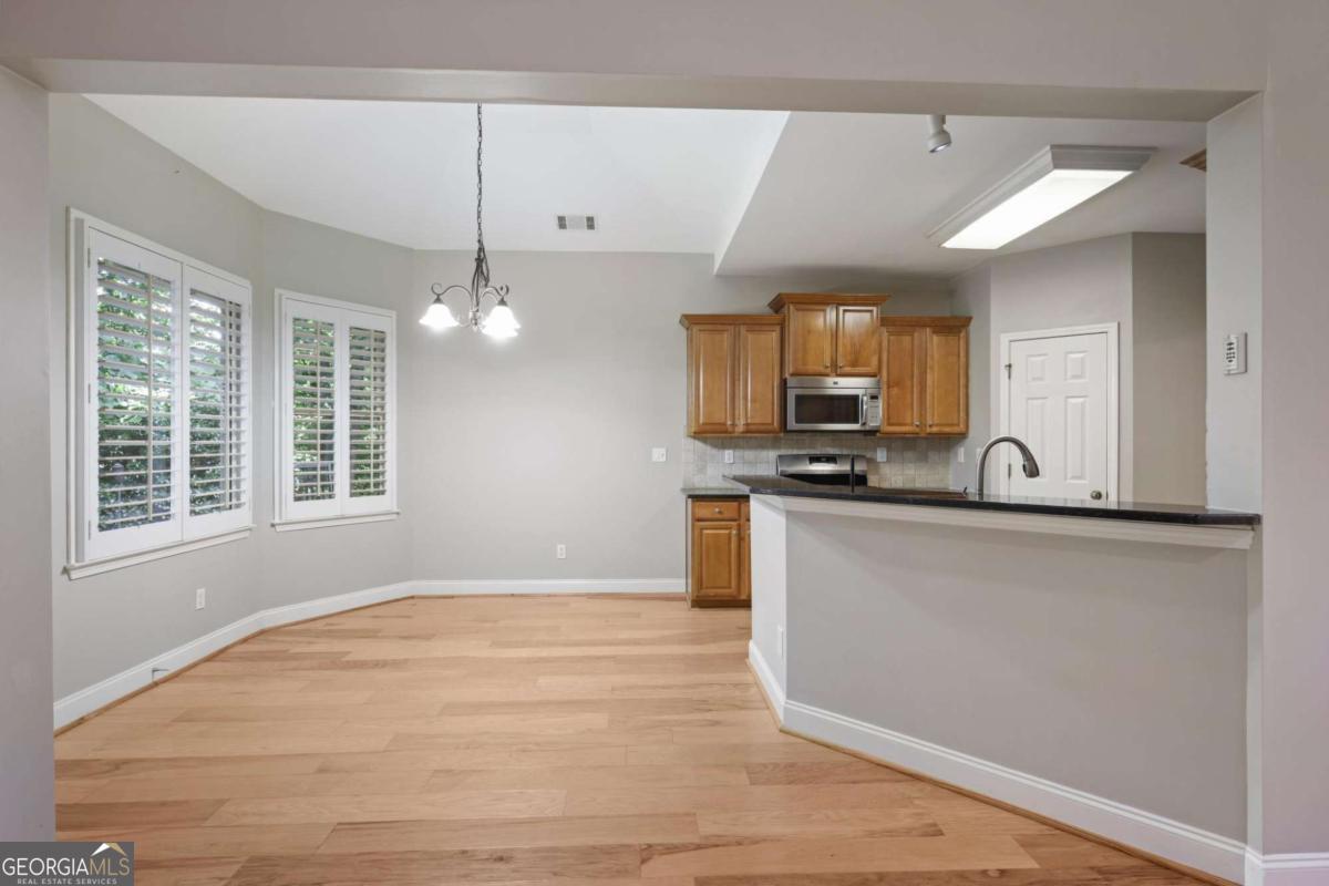 105 Peregrine Way NW Kennesaw GA 30144