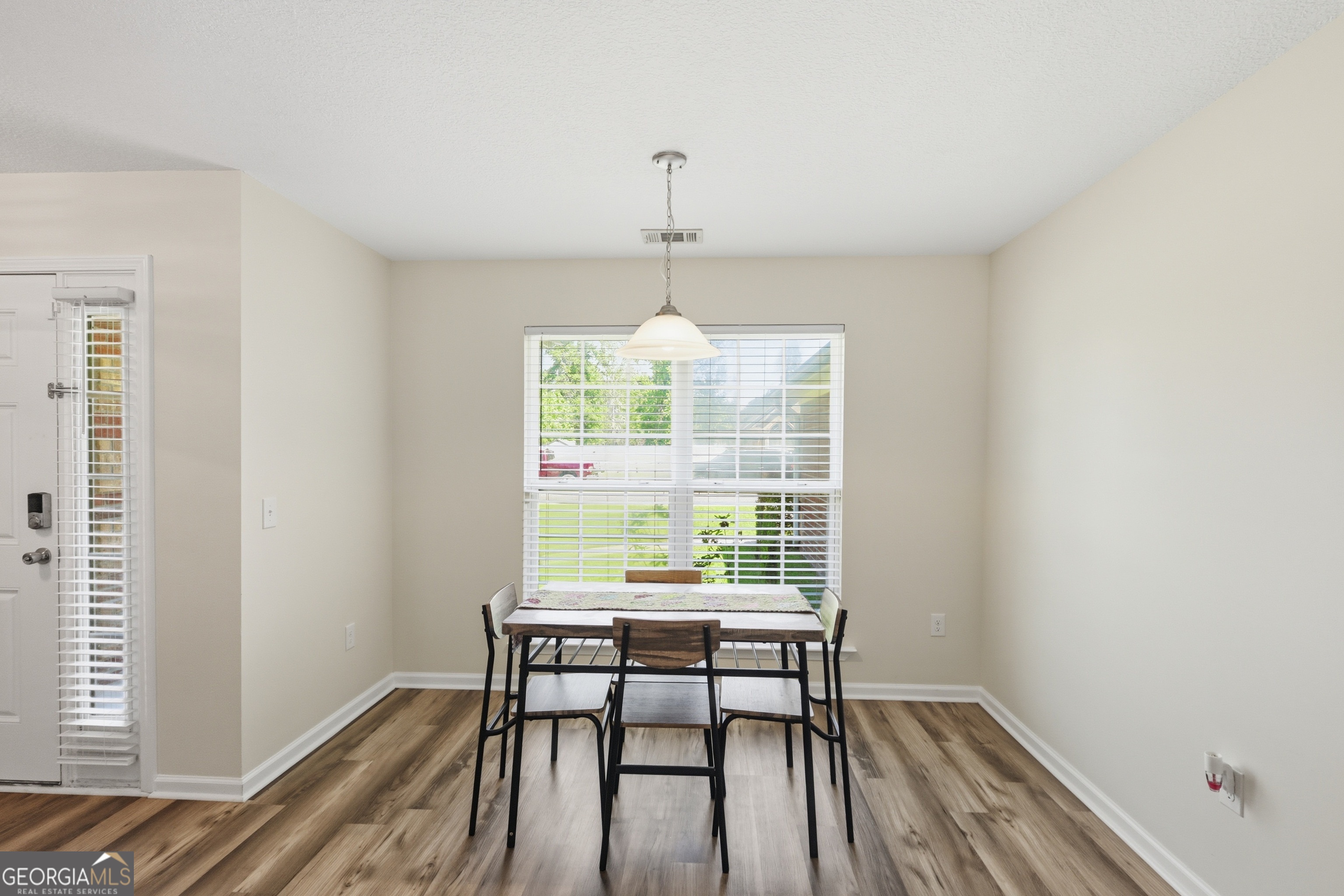 1209 Peacock Trail Hinesville GA 31313