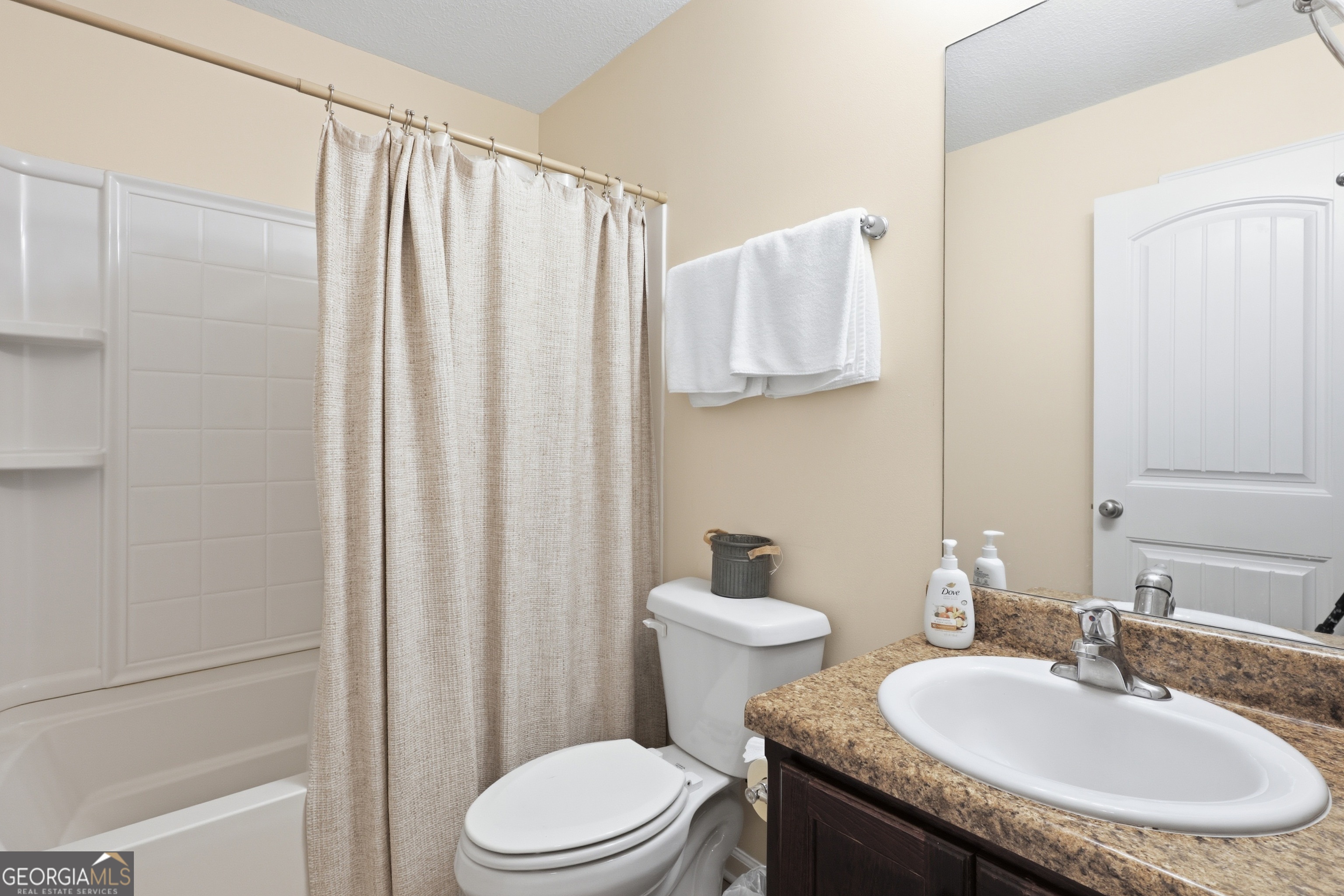 1209 Peacock Trail Hinesville GA 31313