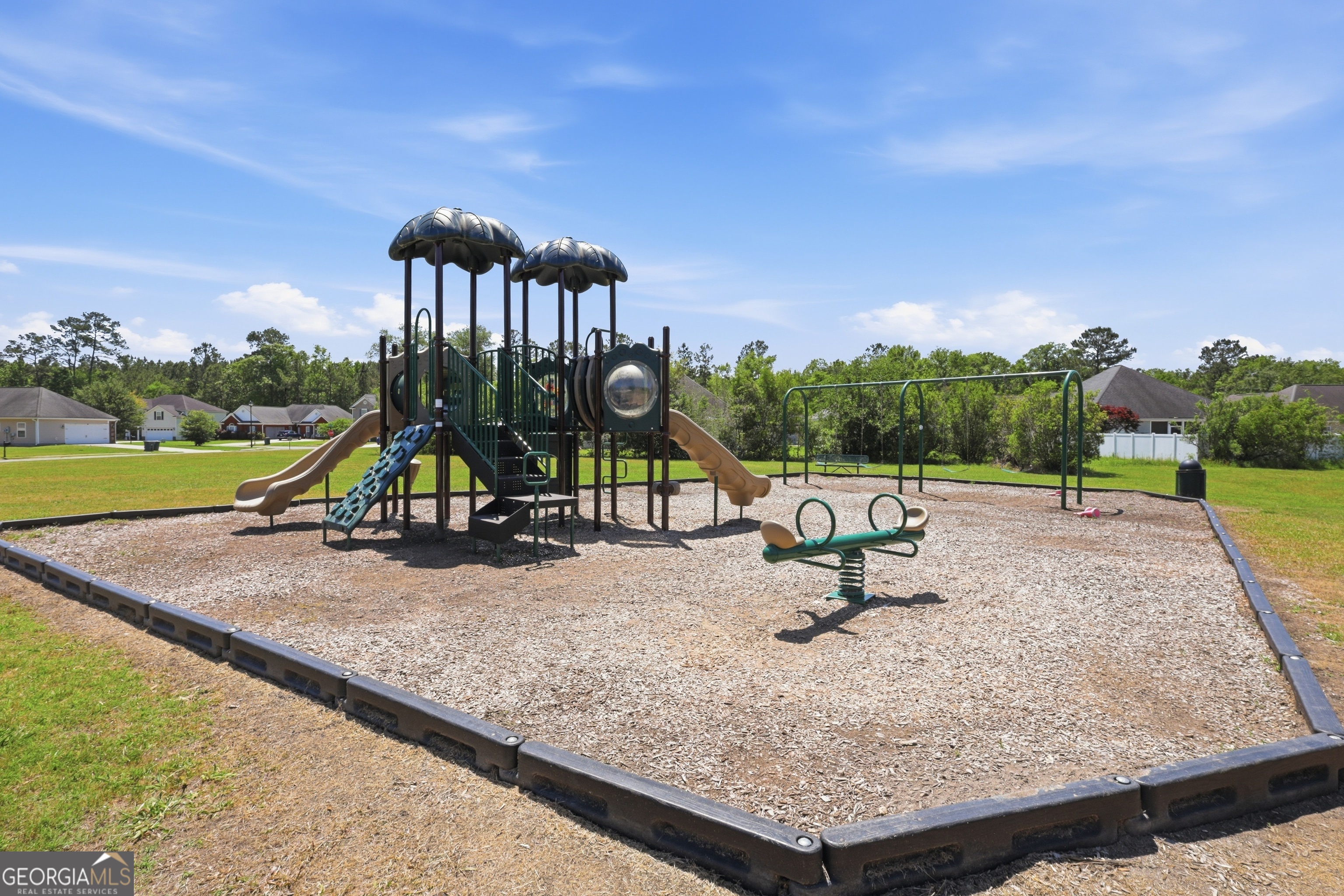 1209 Peacock Trail Hinesville GA 31313