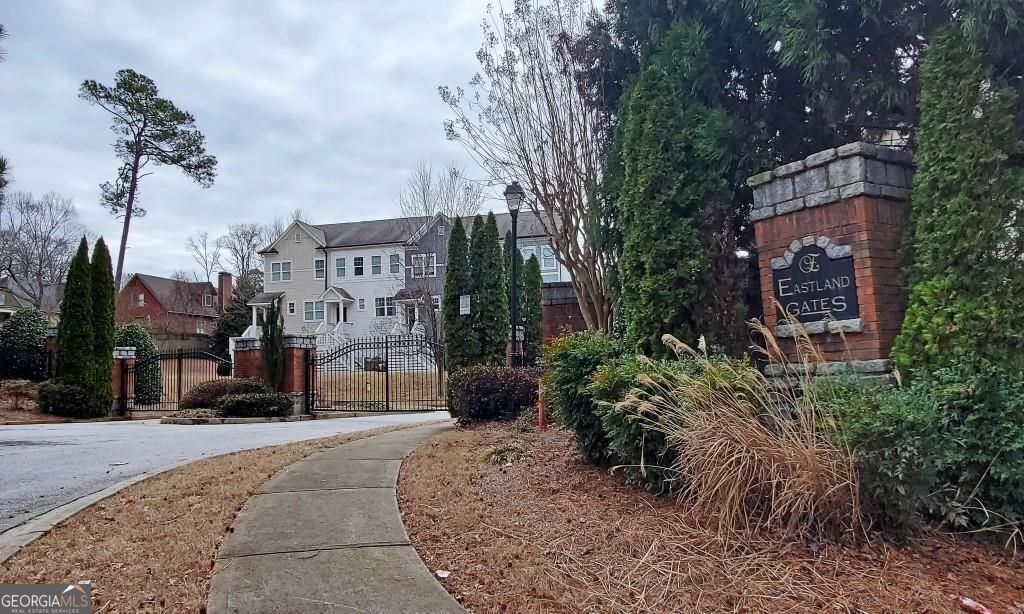 2163 Wiggins Walk Atlanta GA 30316