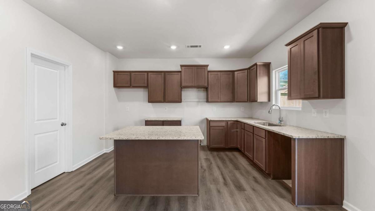 153 Bloomfield Circle Canton GA 30114
