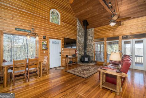 517 Ridge Road Blue Ridge GA 30513
