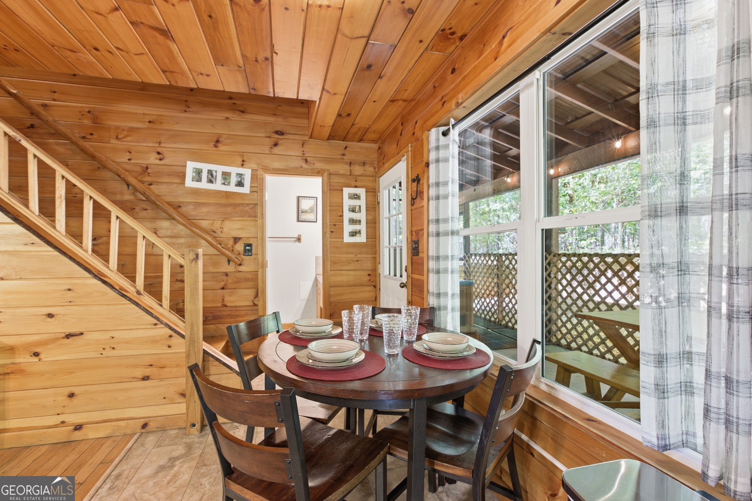 325 Blue Creek Cove Cleveland GA 30528