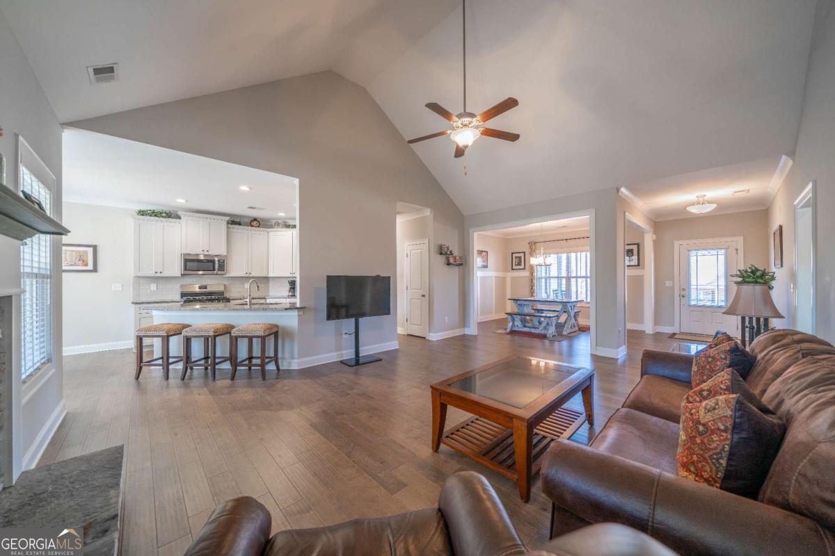 248 Azalea Lakes Drive Dallas GA 30157
