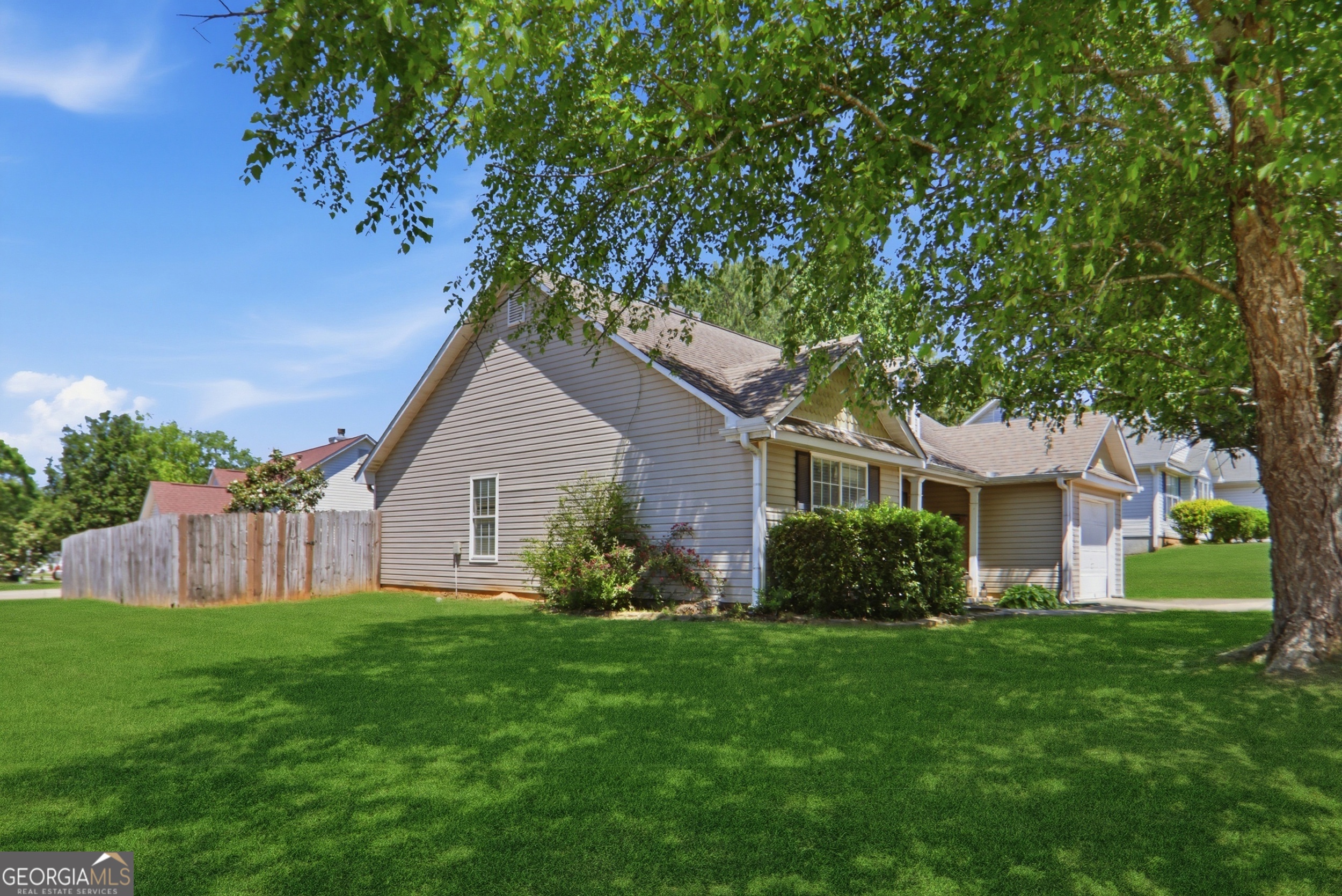 536 Creekview Overlook Stockbridge GA 30281