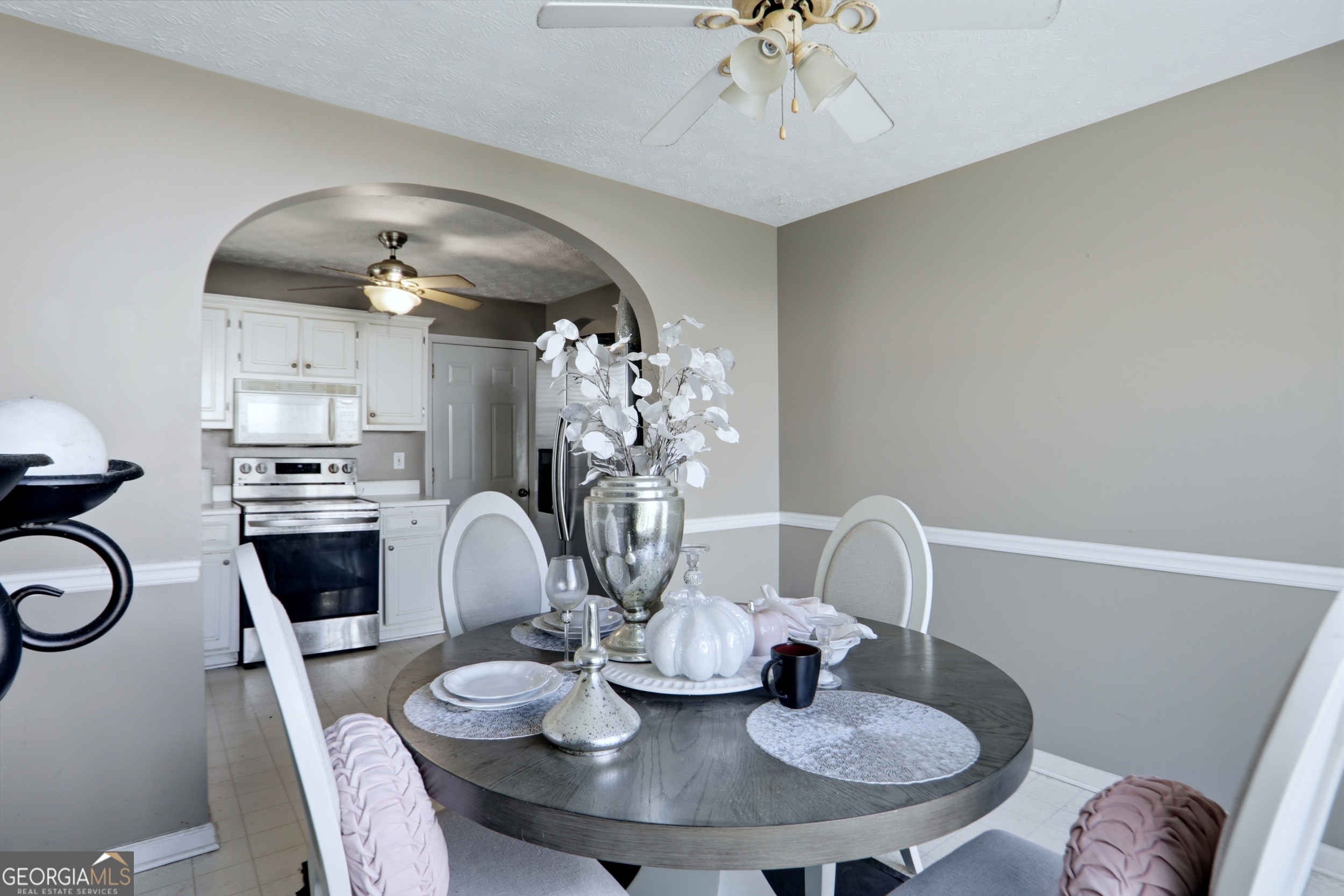 536 Creekview Overlook Stockbridge GA 30281