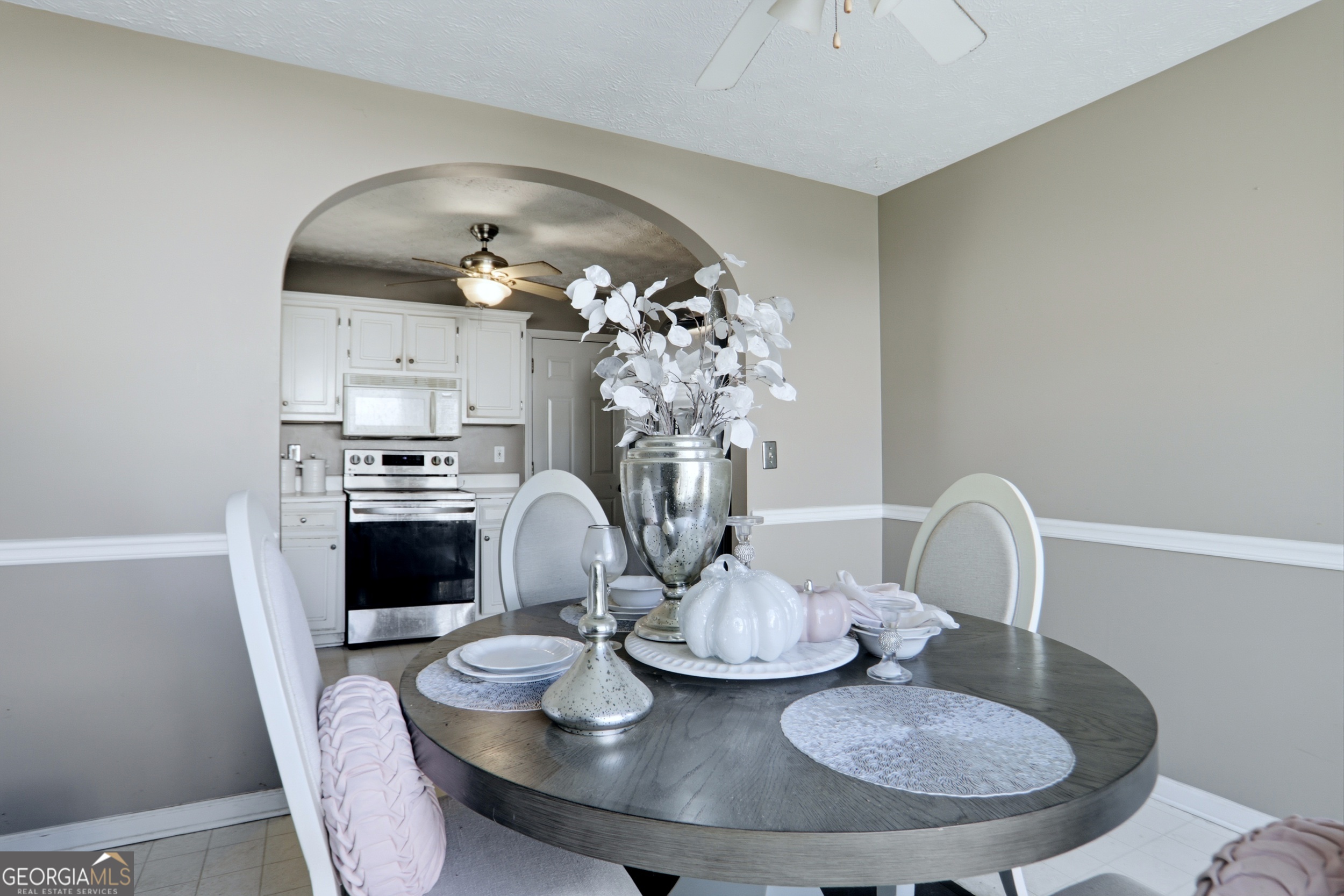 536 Creekview Overlook Stockbridge GA 30281