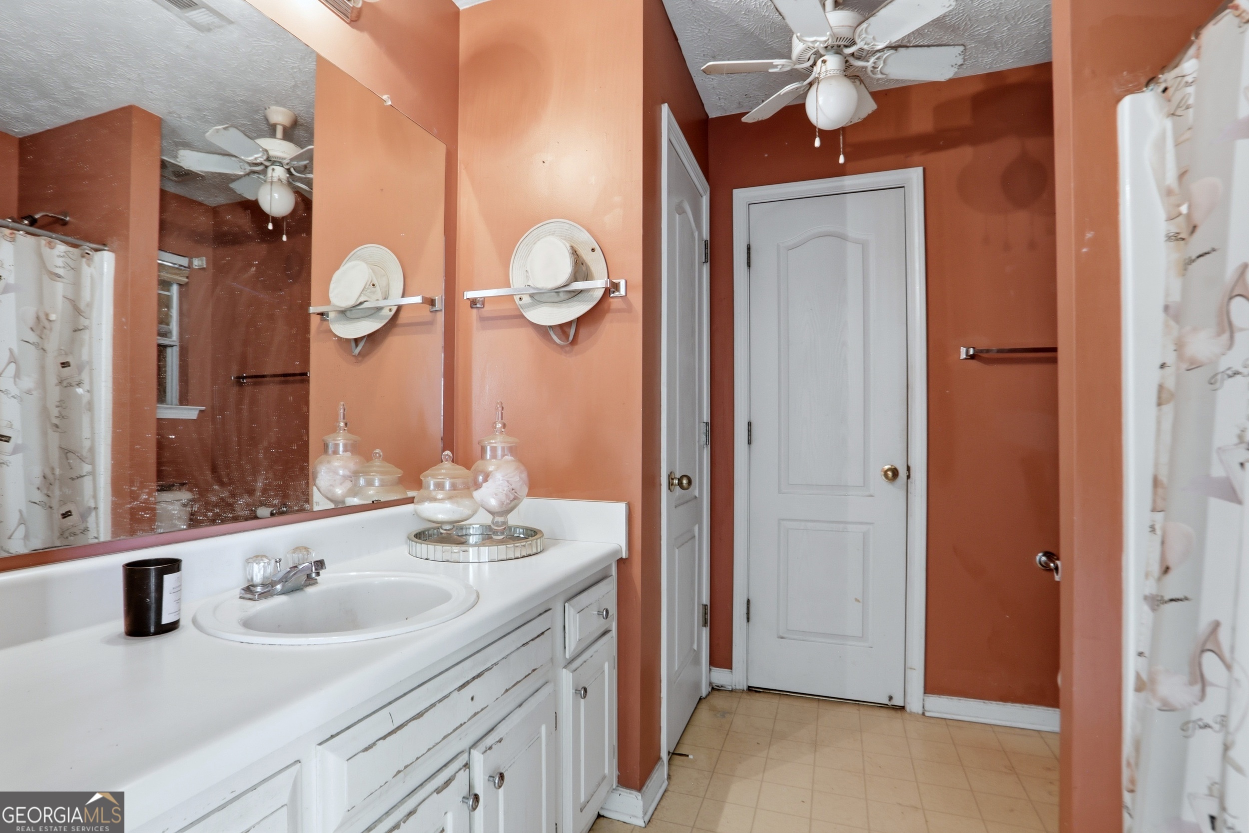 536 Creekview Overlook Stockbridge GA 30281