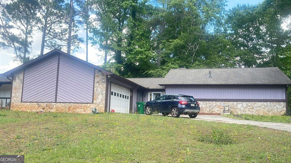 5025 Stoney Point Circle Stone Mountain GA 30088