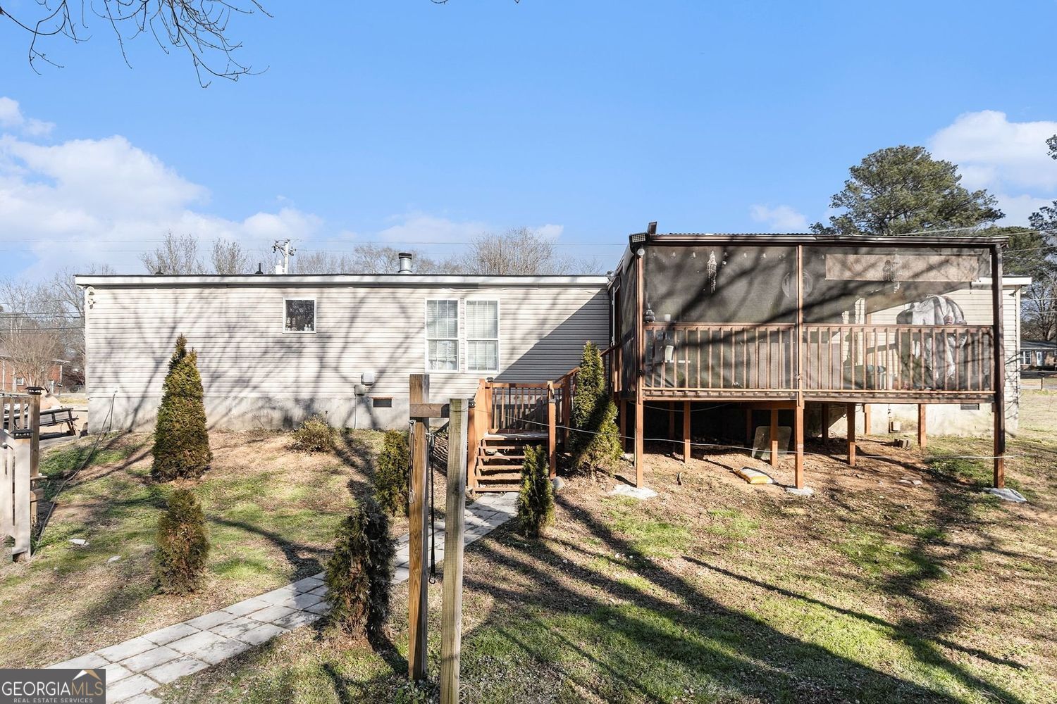 1132 NW Hall Memorial Road NW Resaca GA 30735
