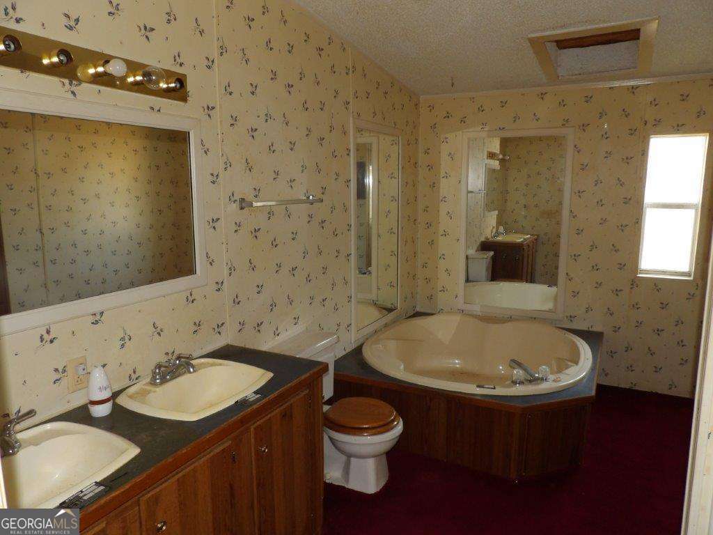 111 Sunnyside Drive Box Springs GA 31801