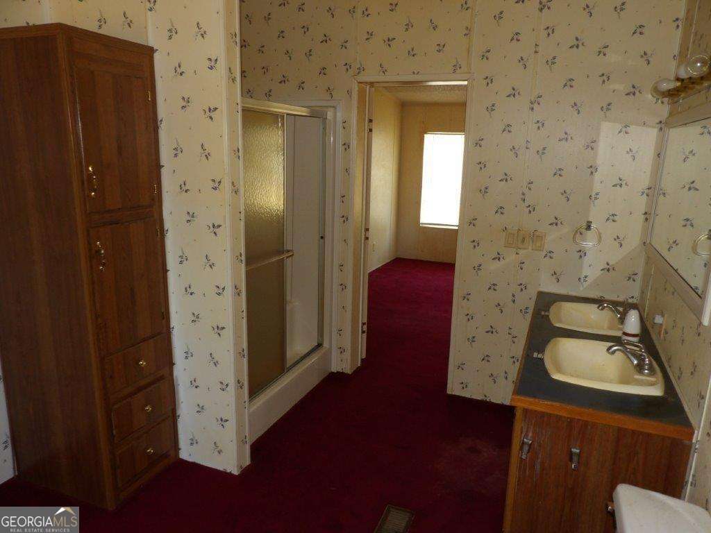 111 Sunnyside Drive Box Springs GA 31801