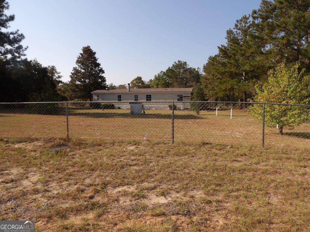 111 Sunnyside Drive Box Springs GA 31801