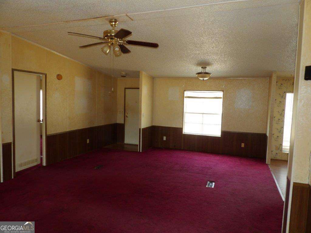111 Sunnyside Drive Box Springs GA 31801