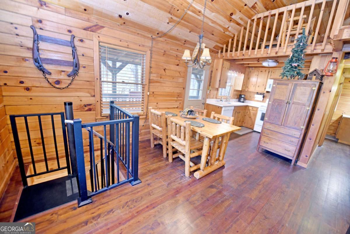 545 Laurel Circle Blue Ridge GA 30513
