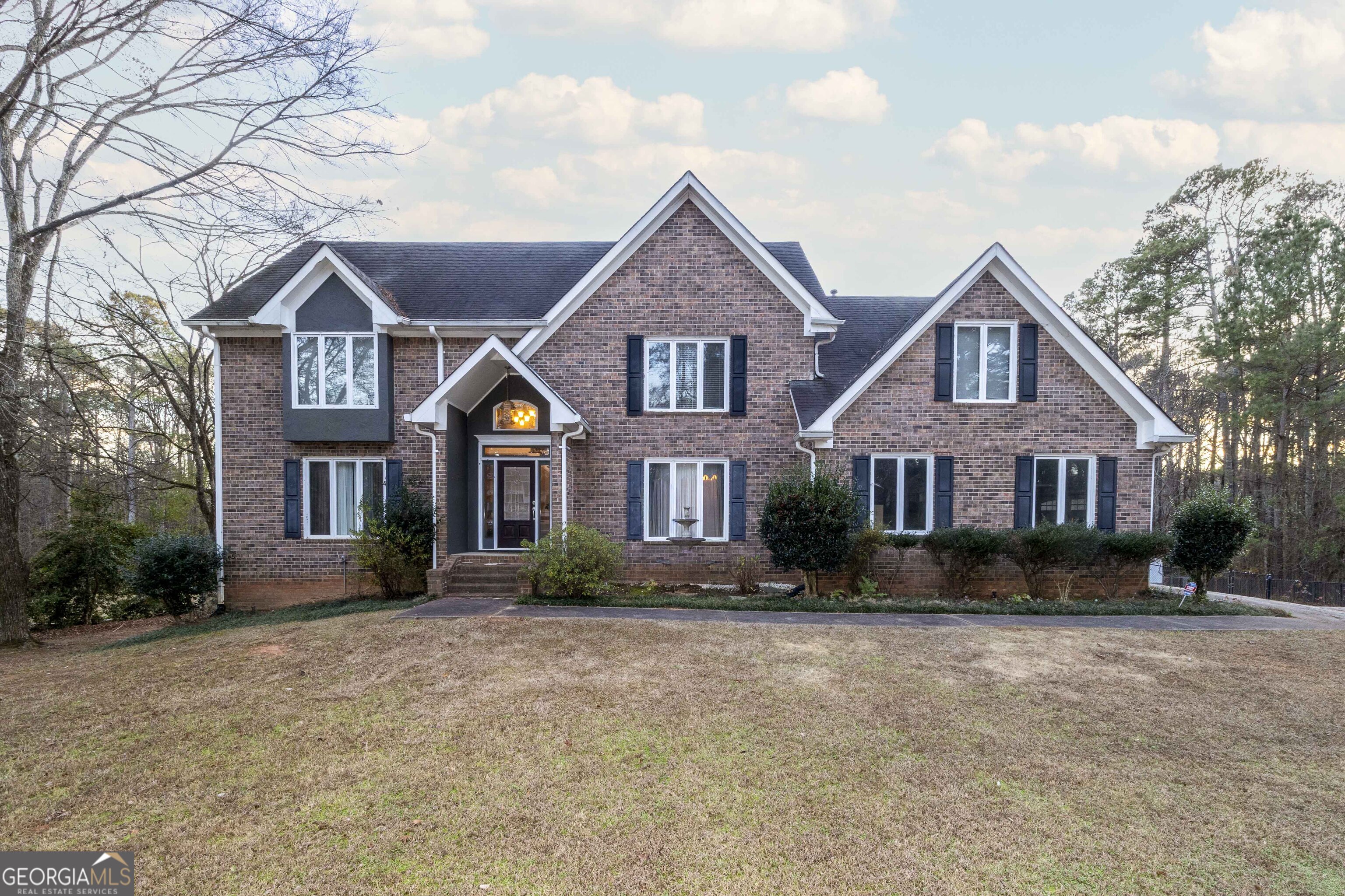 135 Acton Drive Fayetteville GA 30215