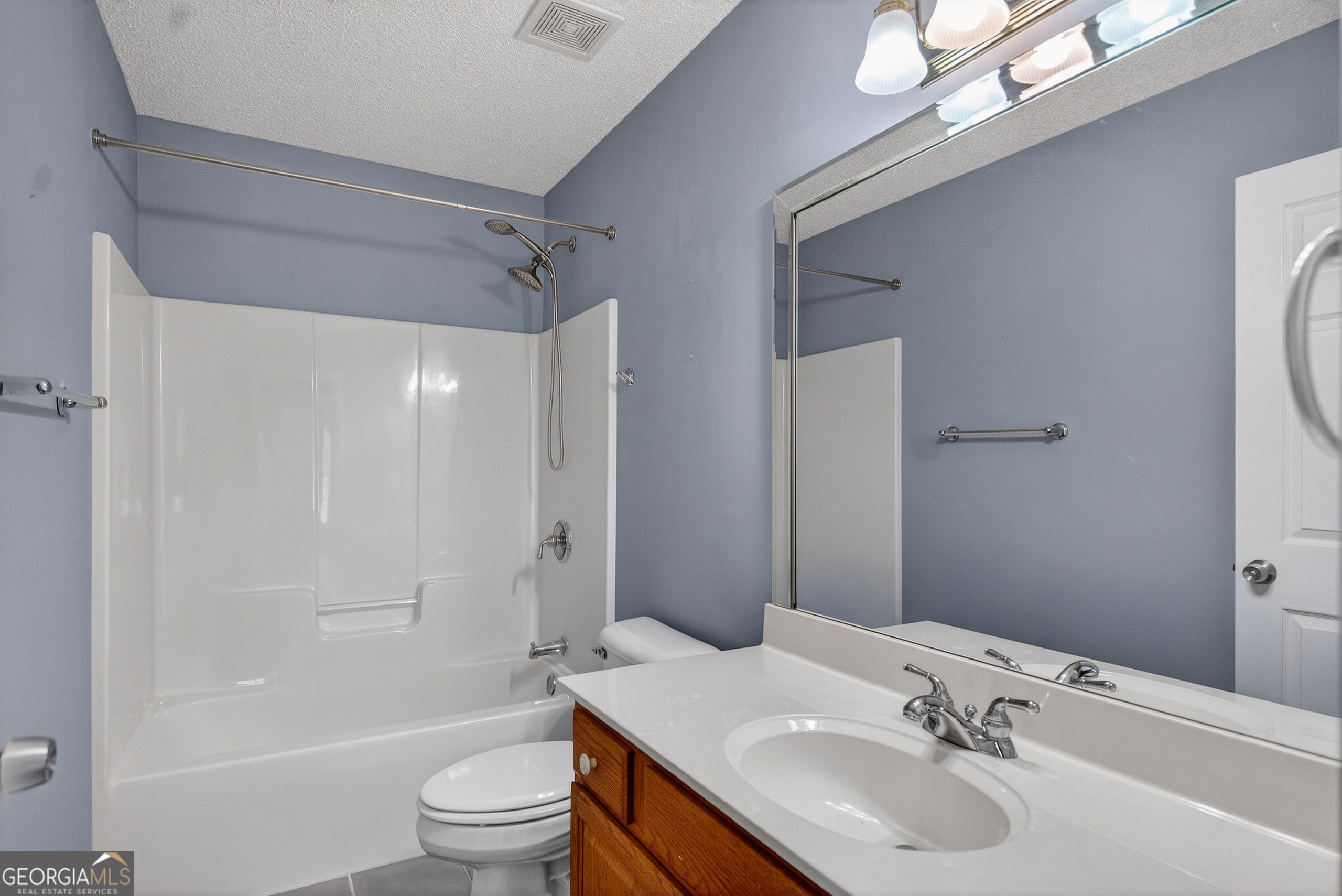 107 Waters Edge Drive Lagrange GA 30240