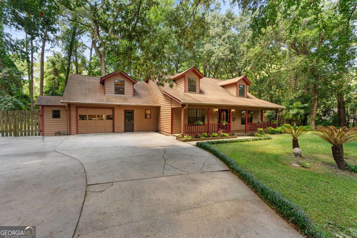 9 W Coquena Circle Savannah GA 31410