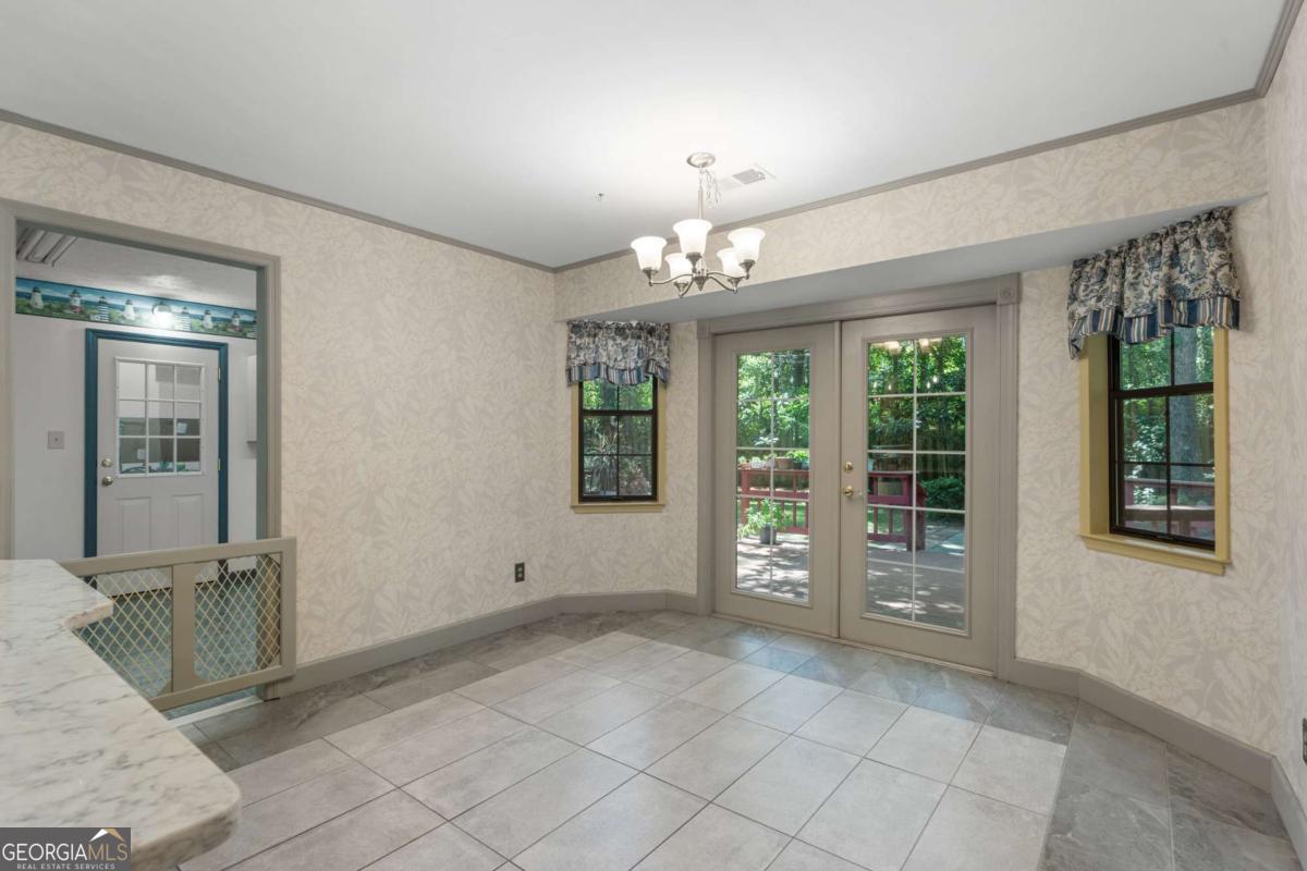 9 W Coquena Circle Savannah GA 31410