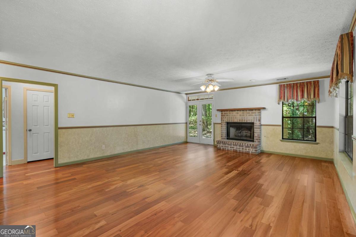 9 W Coquena Circle Savannah GA 31410