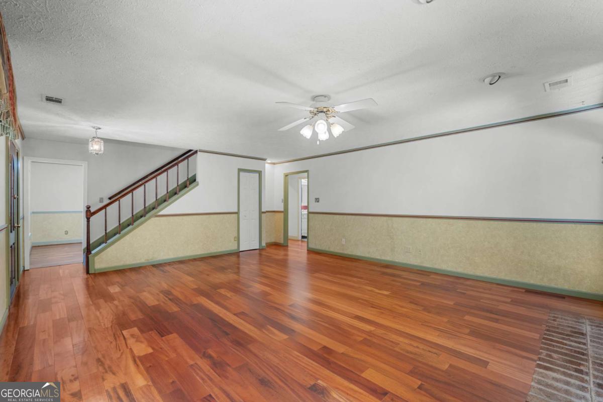 9 W Coquena Circle Savannah GA 31410
